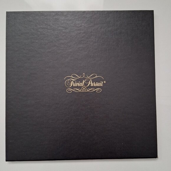 Trivial Pursuit Master Game Genus II Edition - Picture 8 of 8